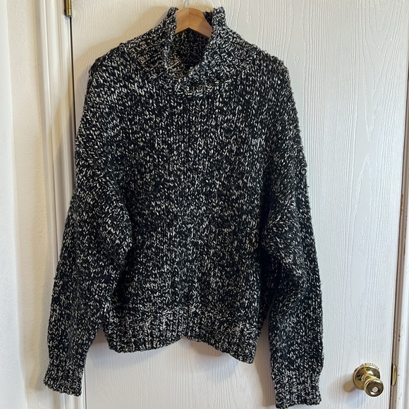 Zara Black/White Marled Chunky Sweater   Size Small - Picture 6 of 12